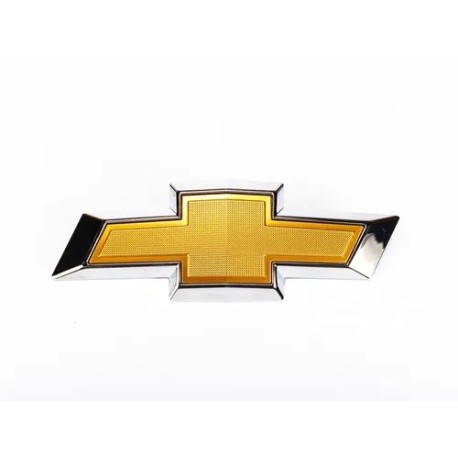 Emblema parachoques  Delantero Chevrolet Beat 2018